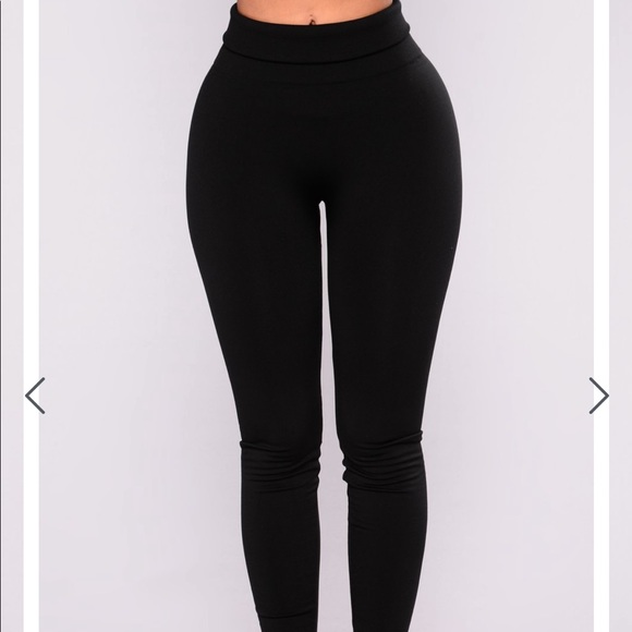 ⭐️Buy 1 get 1 FREE⭐️ Fashion Nova Sammi Fleece Lined Leggings - Black - Picture 1 of 4